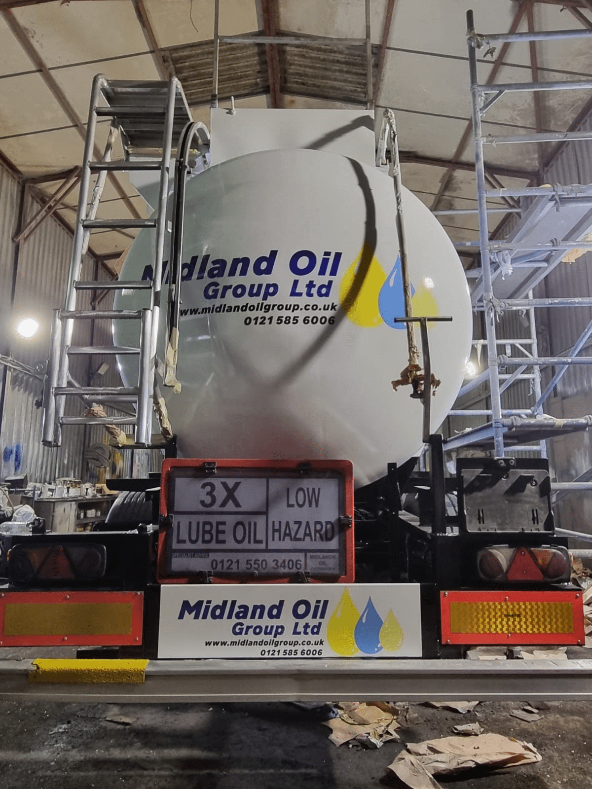 White tanker for Midland Oil Group