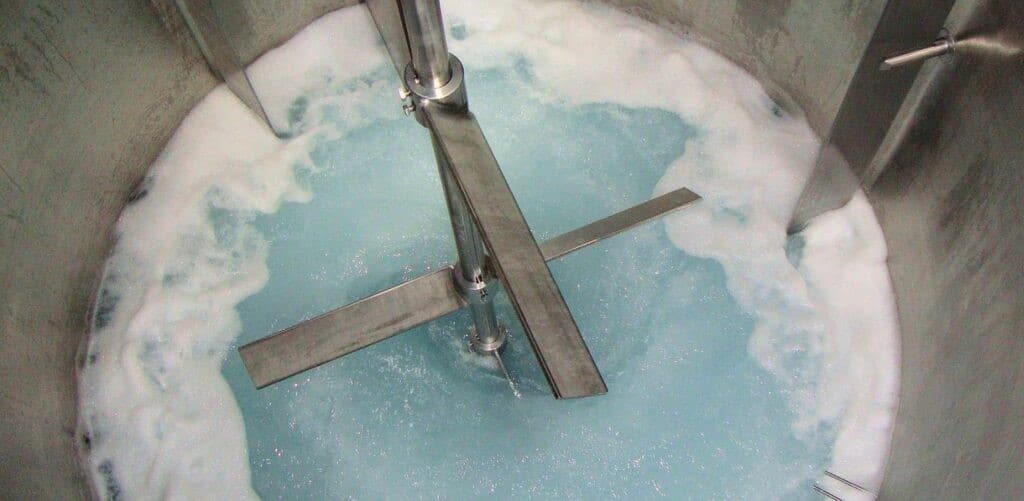 toll-blending-1 Chemicals being blended as part of Midland Oil Group's toll blending services in the West Midlands, UK