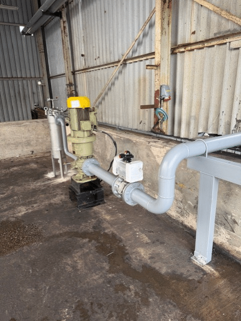 Automatic valves and motors for engine oil blending plant pipework at Midland Oil Group
